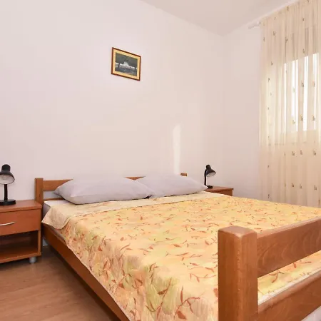 Appartement Davor-3 Ugljan